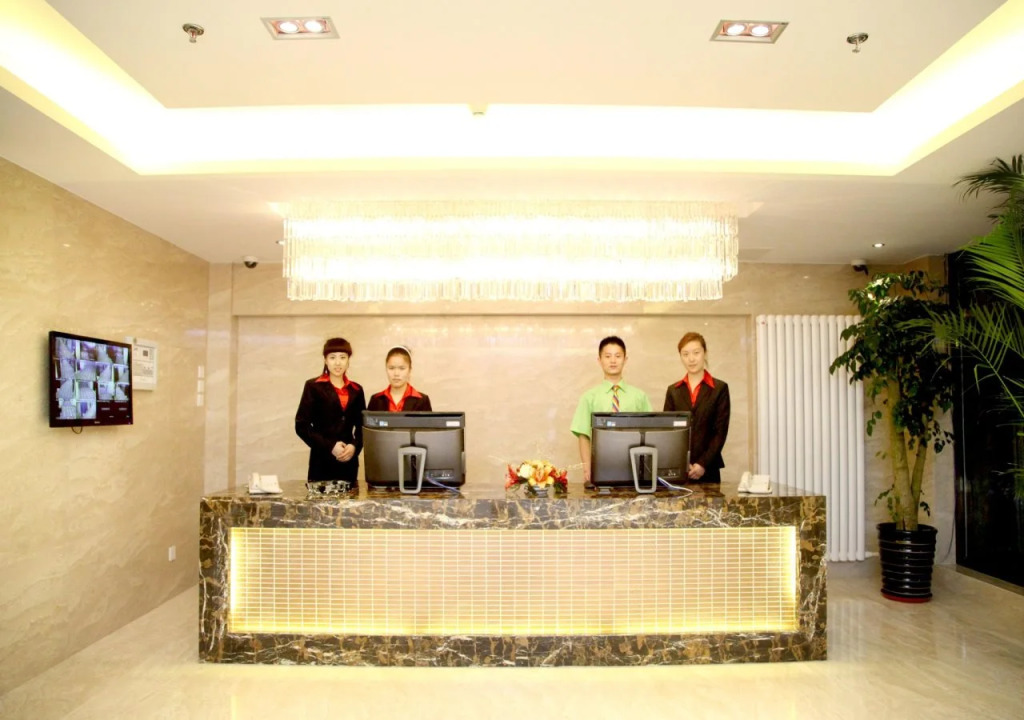 Hong Wei Yi Jia Beijing Wangfujing