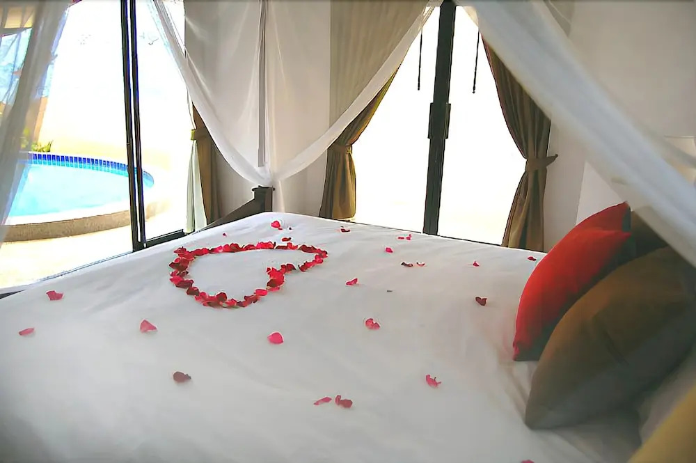 Samui Grove Villas