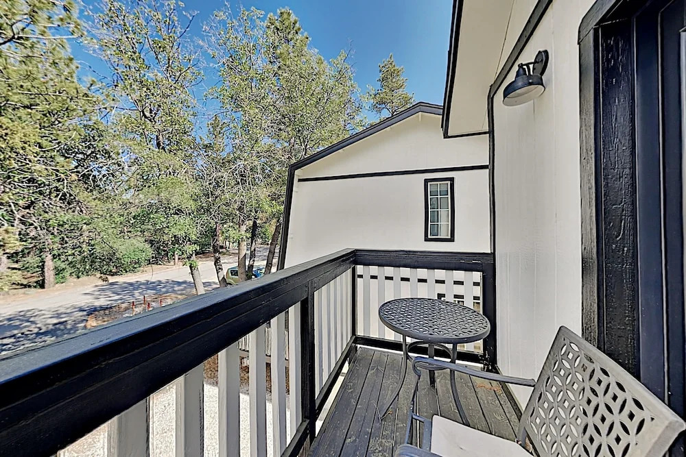 262sbern 4 Bedroom Home