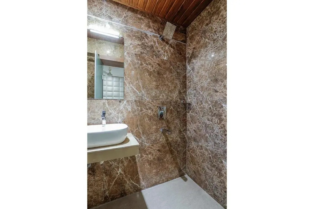 FabHotel Ratna Mahal