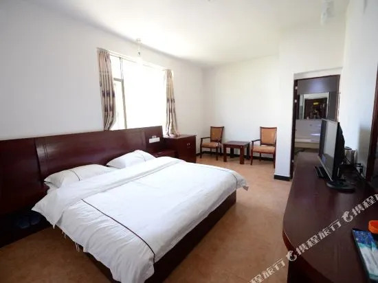 Lijiang Tujia Hotel