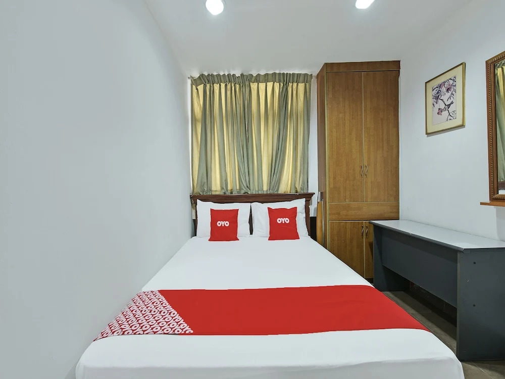 Super OYO 90780 J Hotel Bukit Bintang