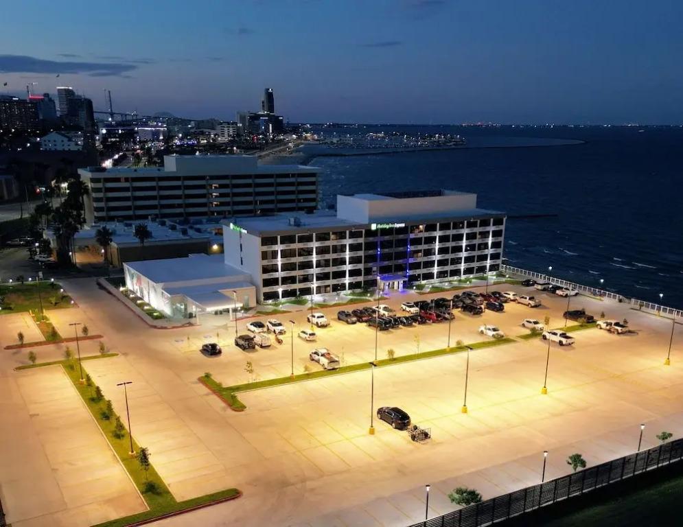 Holiday Inn Express Corpus Christi – Beachfront by IHG