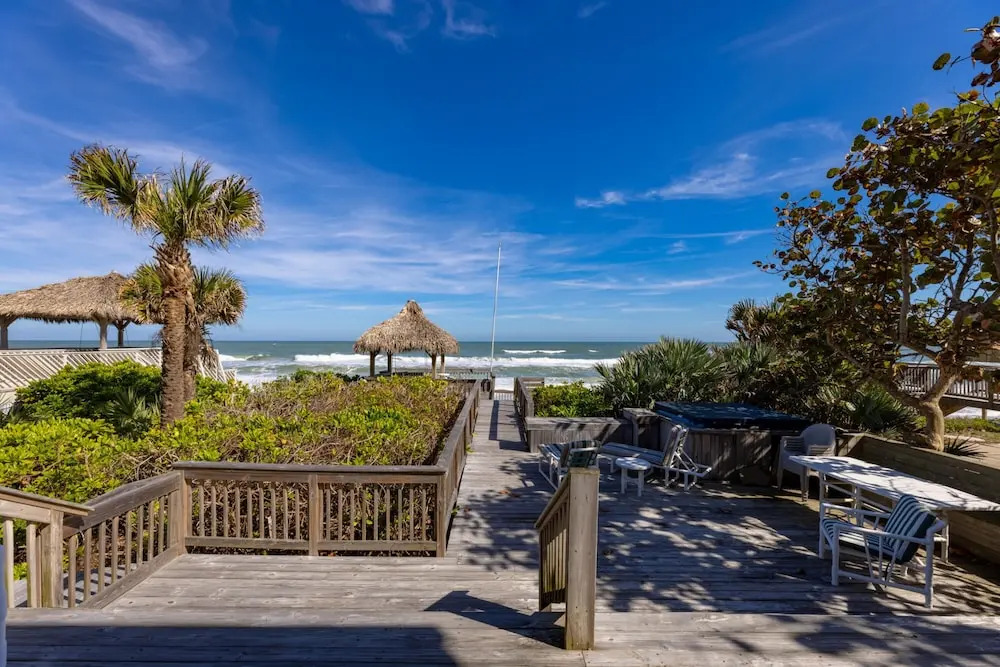 Large Beachfront Deck on Car Free Beach - 5747 S Atlantic