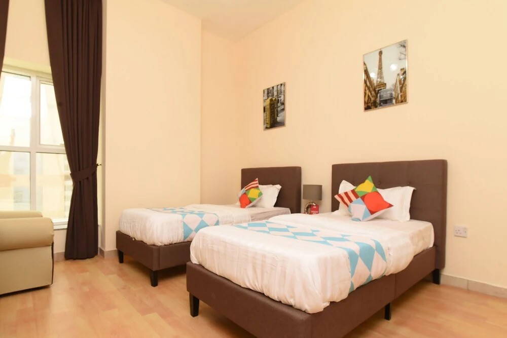OYO 237 Home Capitol Tower Internet City