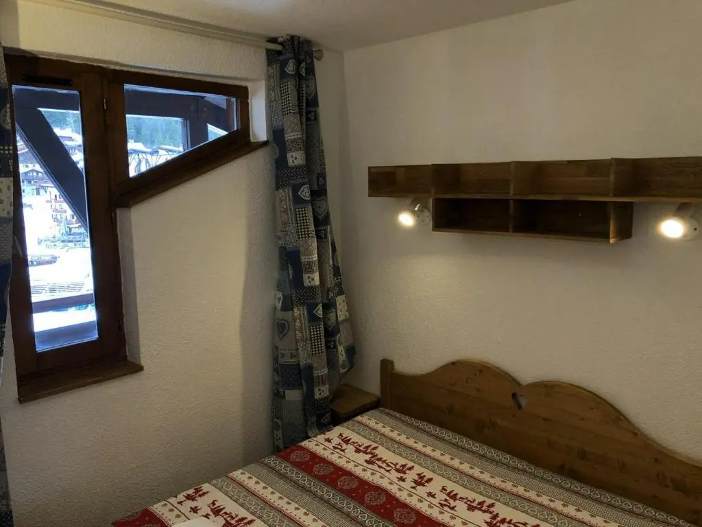 Appartement La Tania, 3 pièces, 6 personnes - FR-1-513-18
