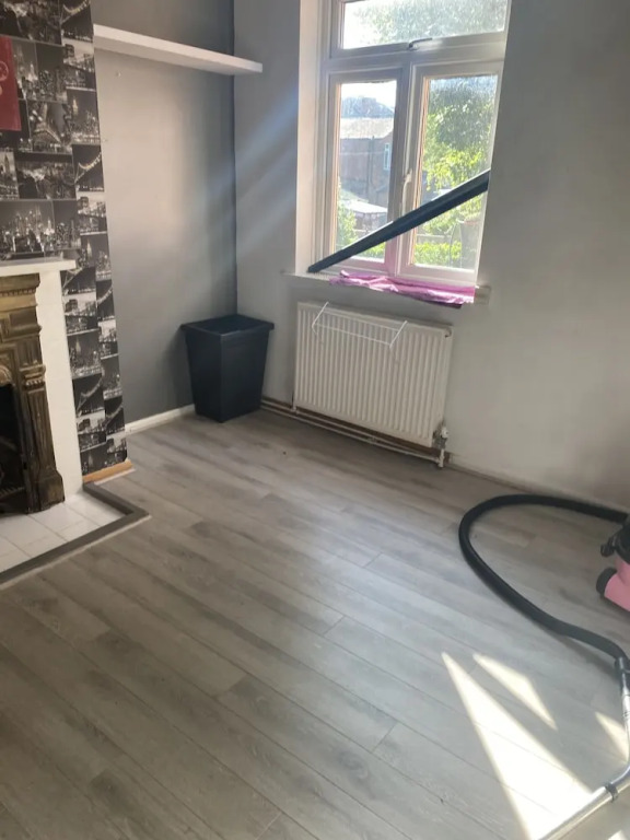 Charming 1-bed House in Birmingham