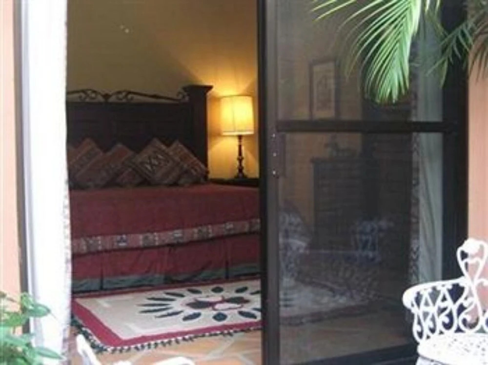 Casa Tres Leones
