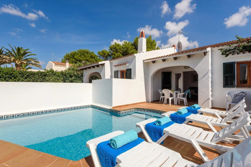 Arena 2 bedroom villa, Cala Blanca