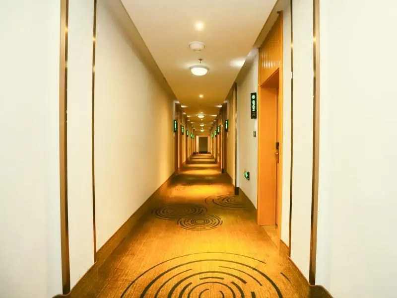 GreenTree Inn Qiqihar University Wanda Square Express Hotel