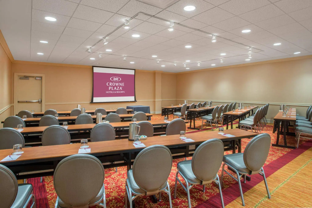 Crowne Plaza Syracuse