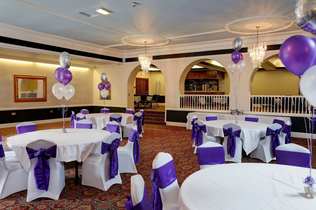 Cartland Bridge Hotel