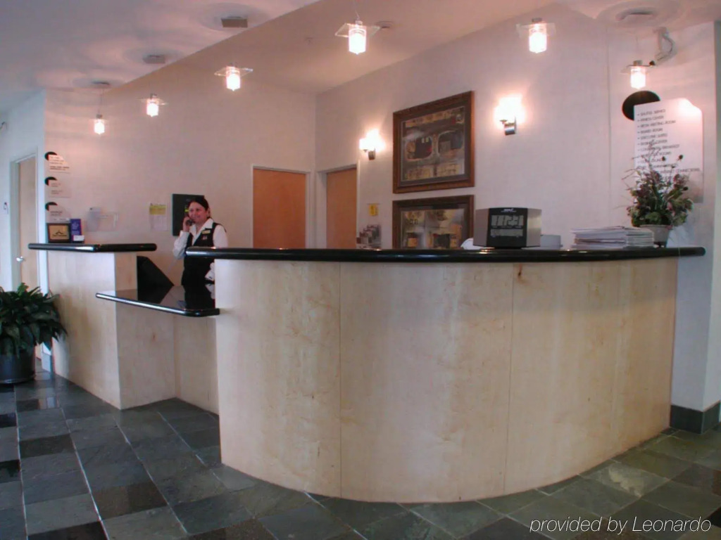 Holiday Inn Express Hotel & Suites San Antonio - Rivercenter Area by IHG