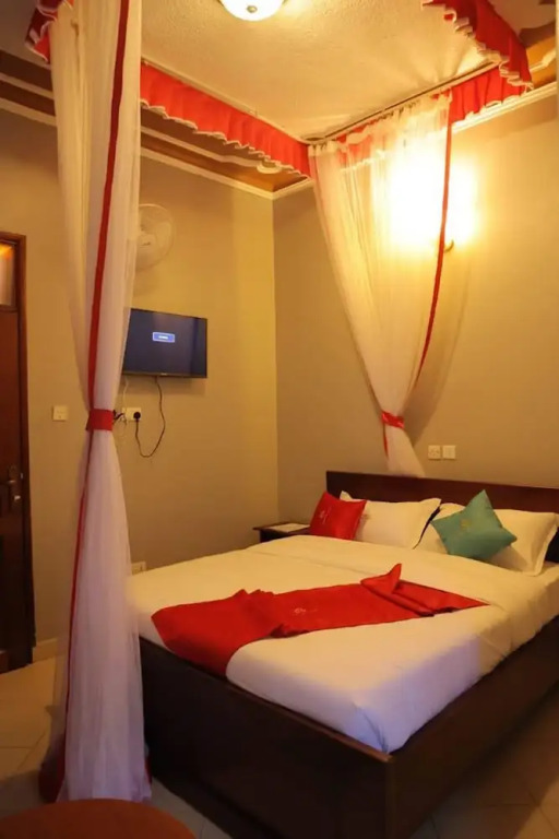 Gemstone Hotel