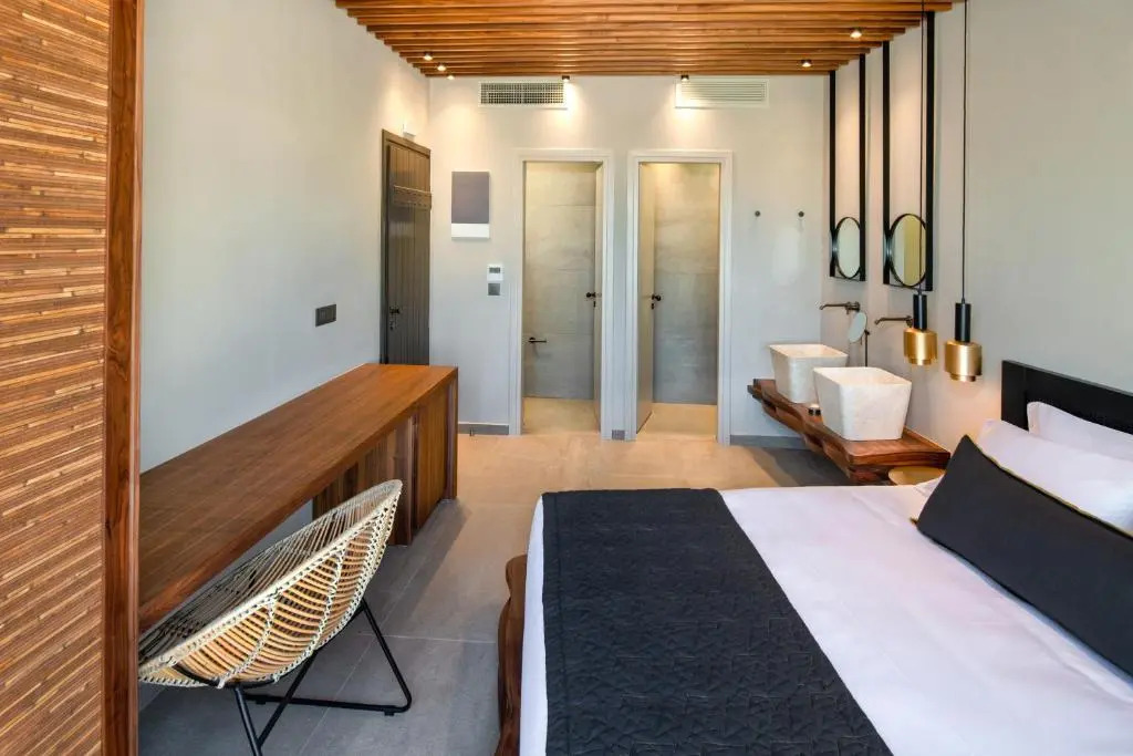 Uma Ray Suites
