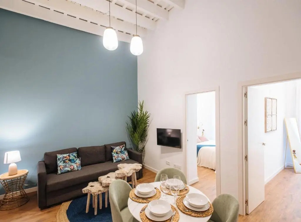 Lola de Triana Apartments