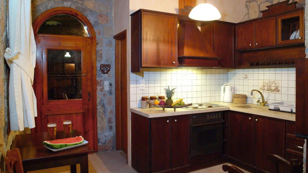 W Suites by Estia ex Camelot