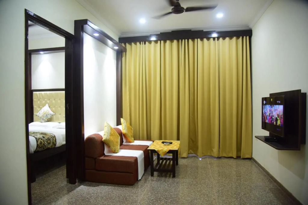 Valentines Retreat- Near Candolim Beach