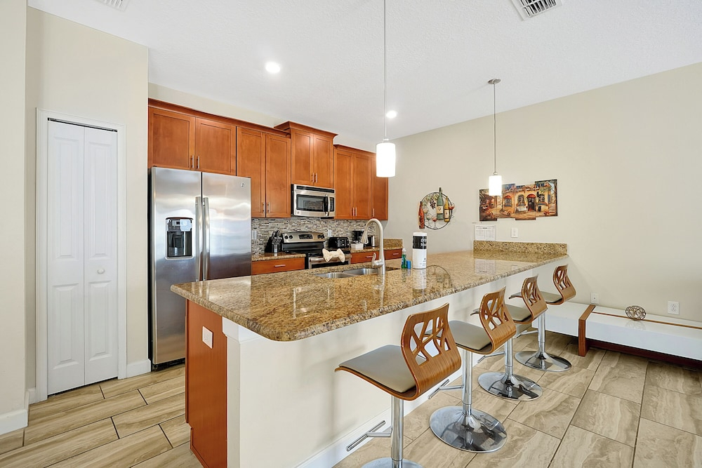 1576 Moon,champions Gate,4bed