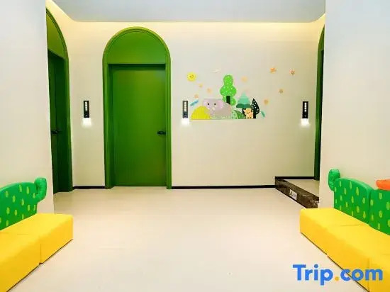 Phoenix Tree Hotel (Zhuhai Hengqin Port)