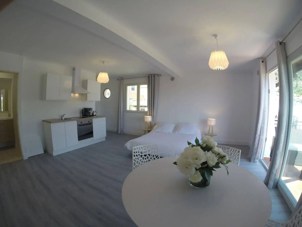 Maison Carles BnB