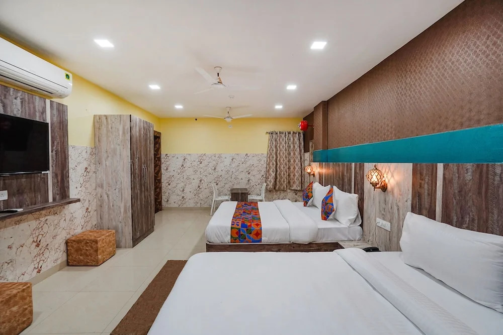 Rs Residency by OYO Rooms