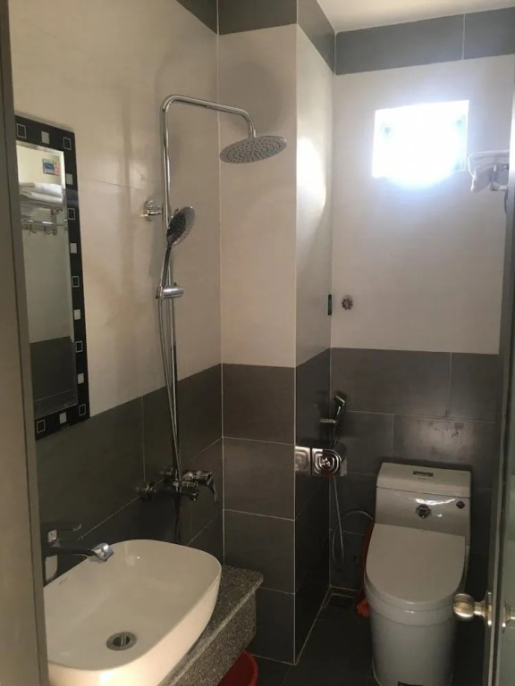 Oyo 955 Truong Giang Hotel