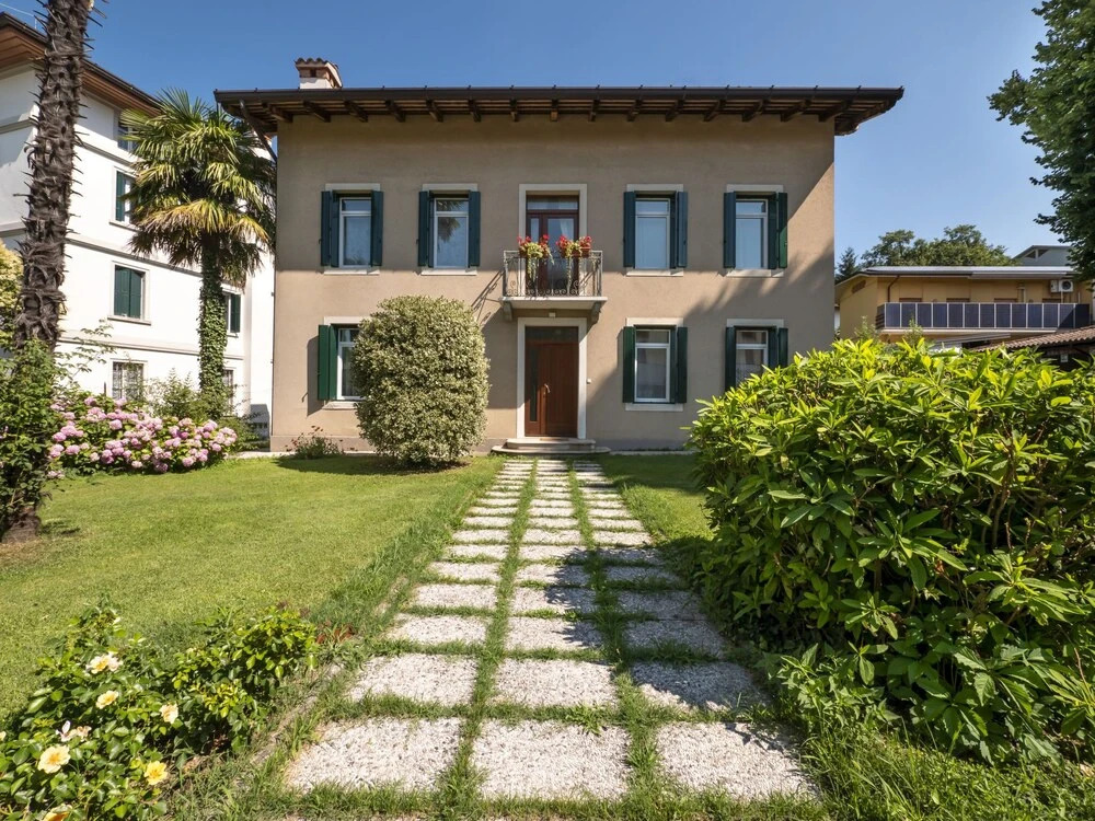 Holiday Home Casa Con Le Rose by Interhome