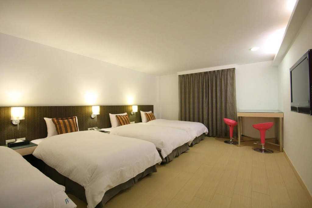 Fish Hotel Hualien