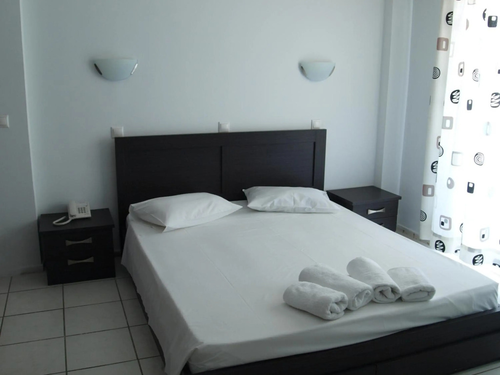 Carina Hotel