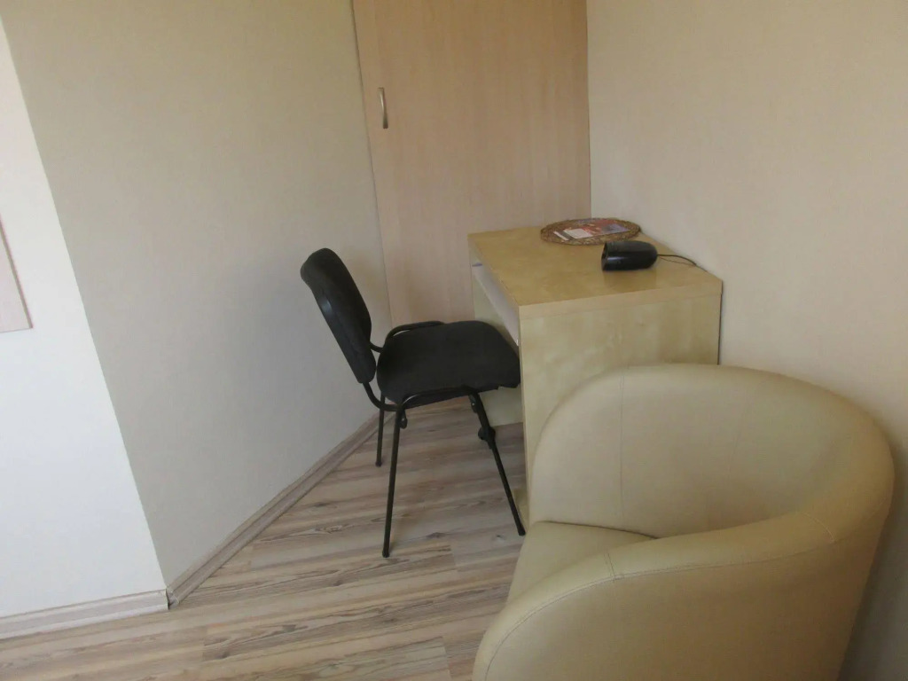 EURO-ROOM