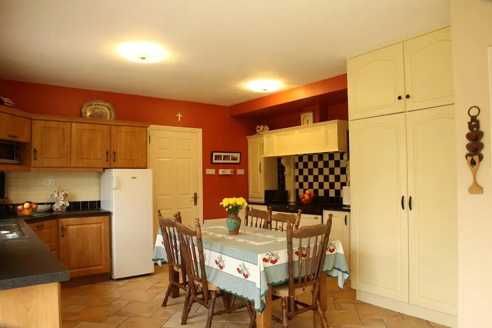 Brooklodge Bed and Breakfast