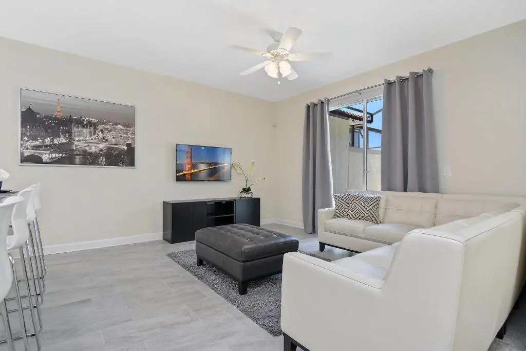 Family Friendly Four Bedroom w Pool 4896 Storeylakeresort