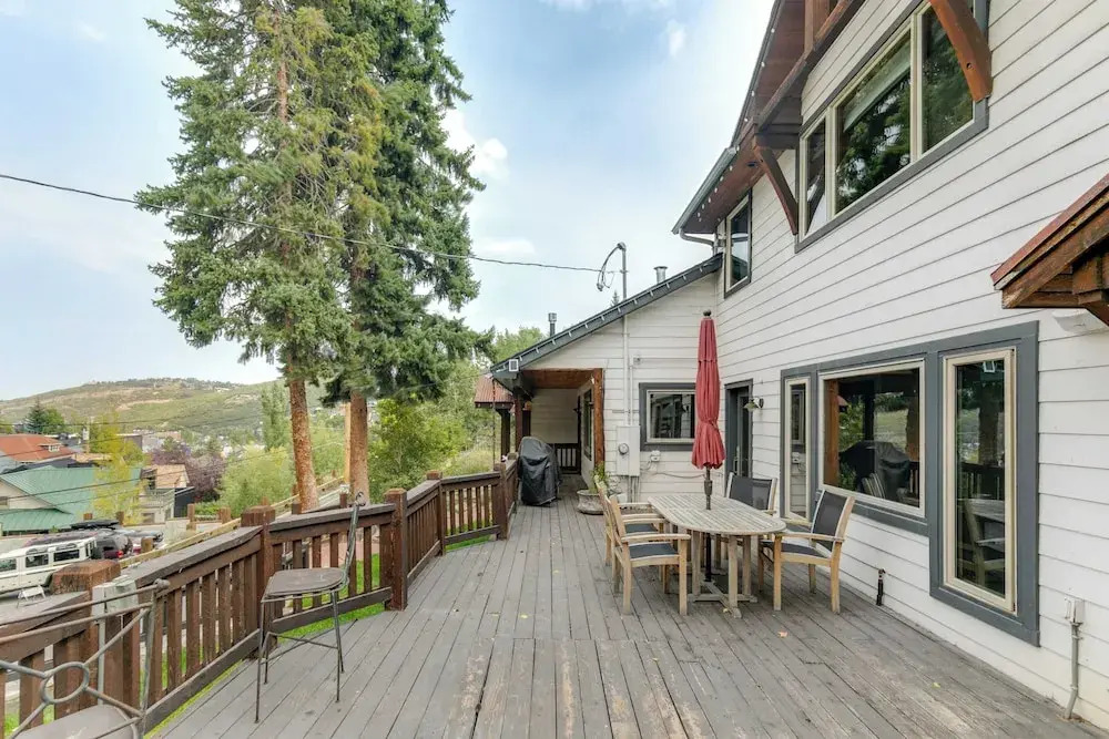 Hillside Overlook by Avantstay Quiet Mountain Getaway w/ Incredible Views!