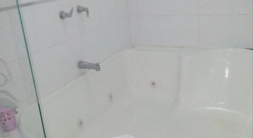 Confort Plaza Hotel