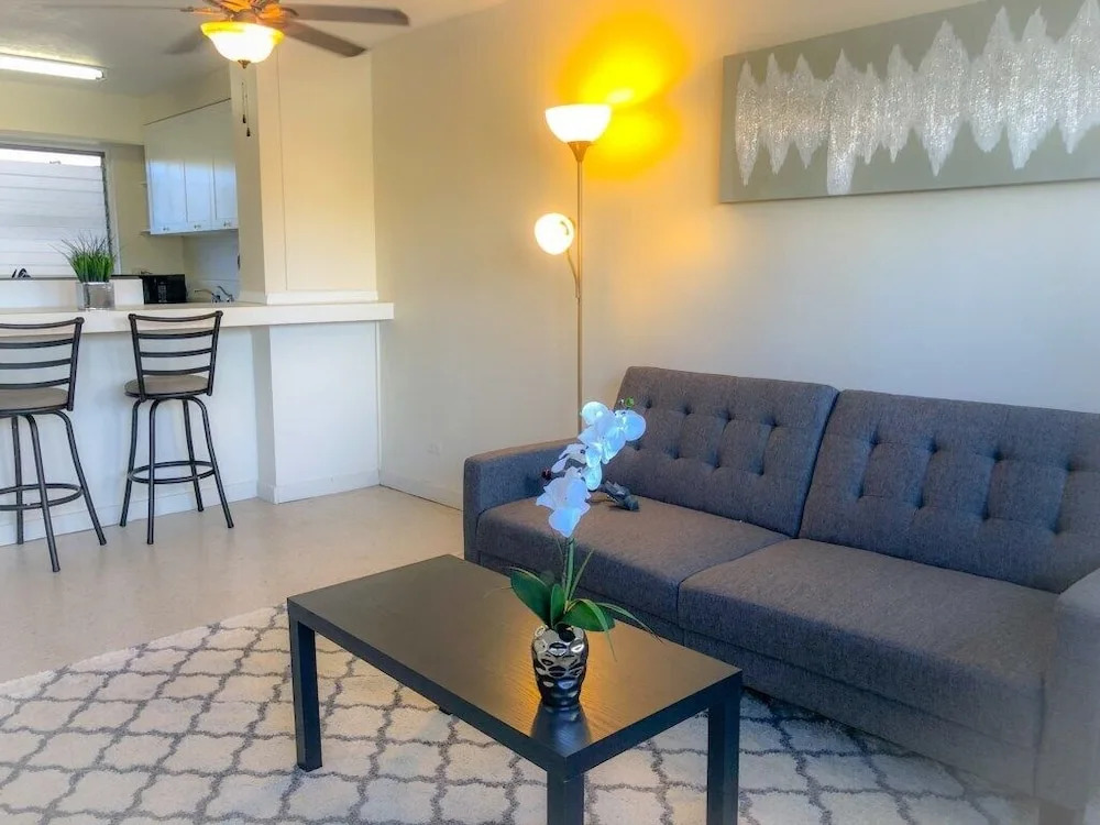 Waikiki Paradise for Families & Friends