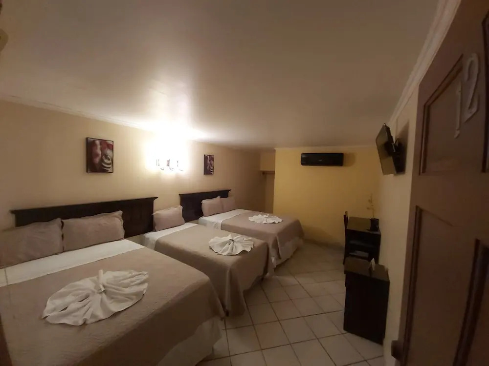 Mados Hotel Guanacaste