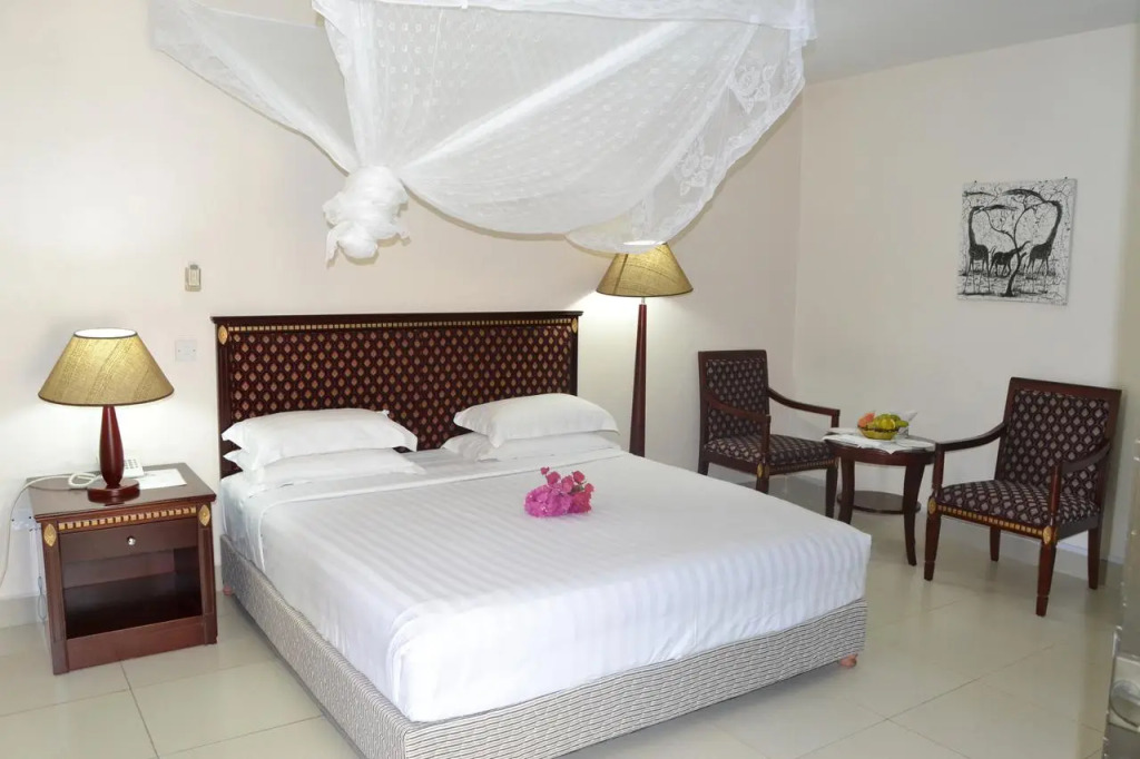 Oceanic Bay Hotel & Resort