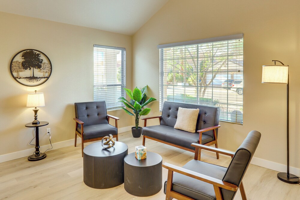Remote Work Ready! Las Vegas Extended Retreat