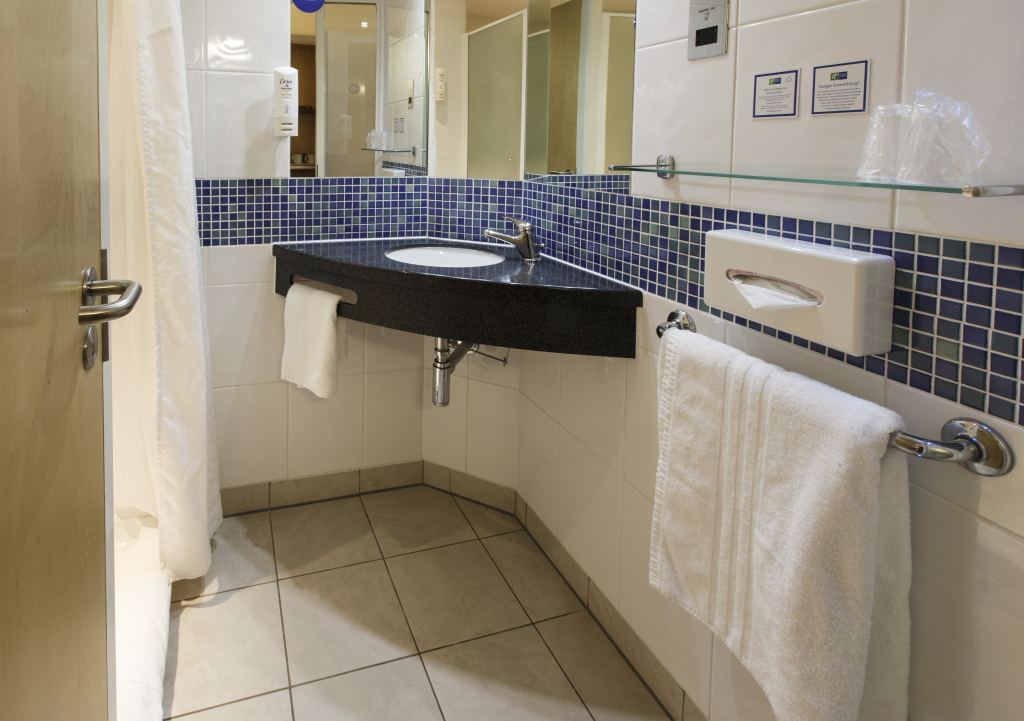 Holiday Inn Express Antrim by IHG