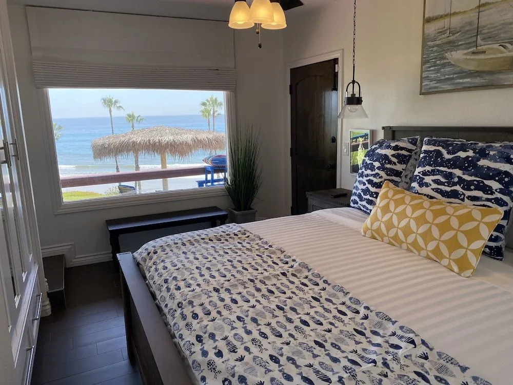 Beachcomber Inn