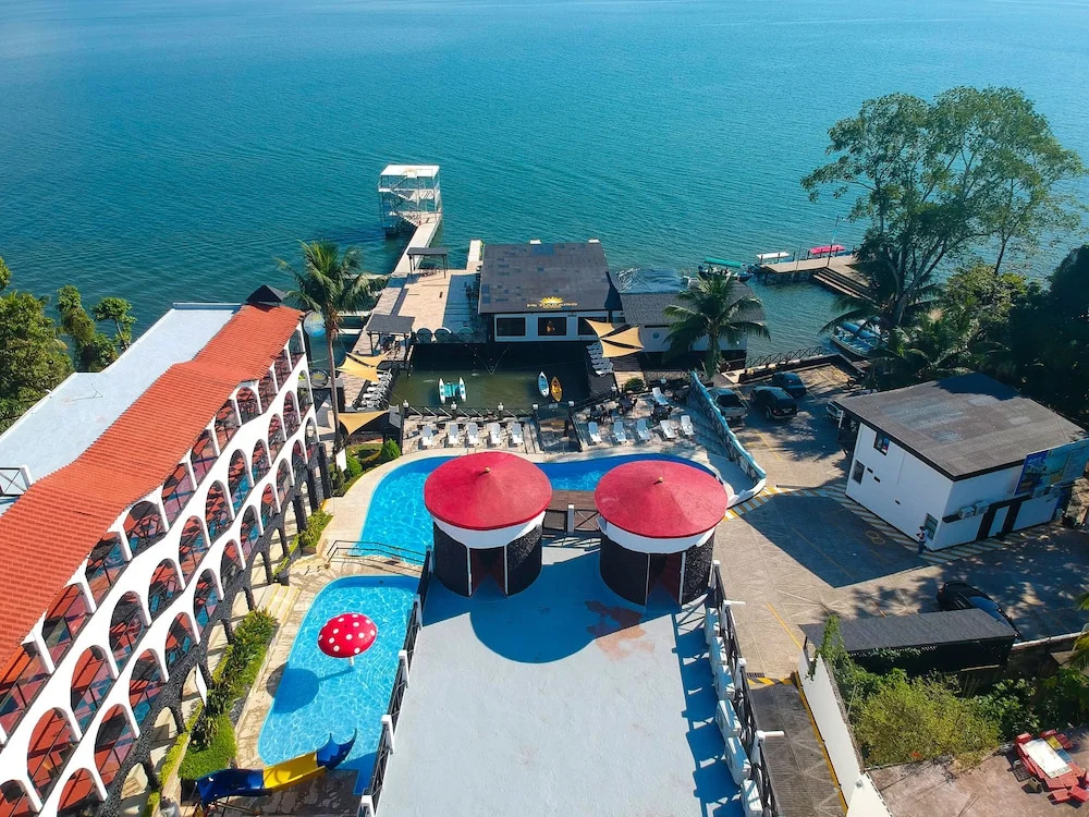 Hotel Mi Paraíso Río Dulce