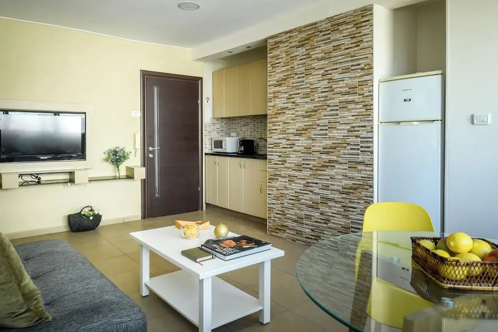 Simple Living in Netanya by Sea N' Rent