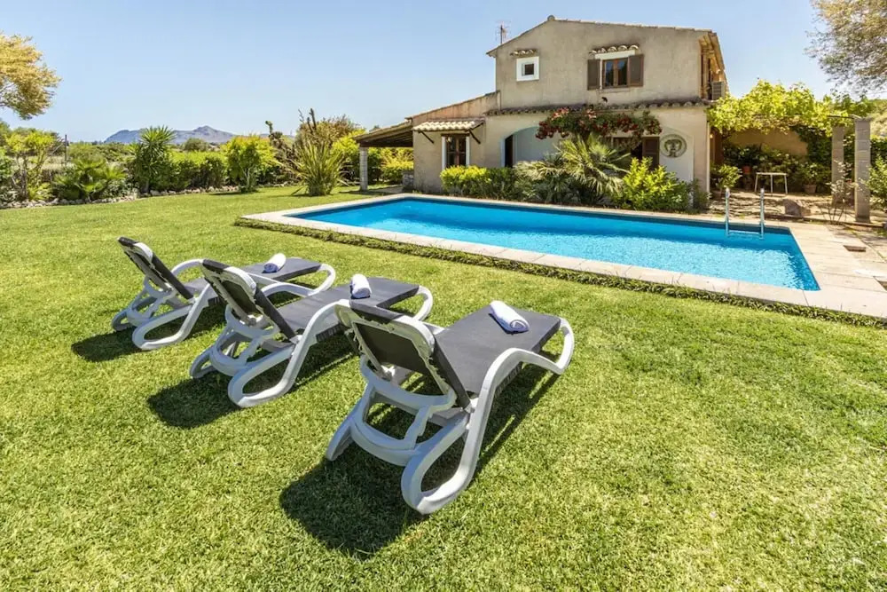 Villa - 2 Bedrooms with Pool and WiFi - 107924