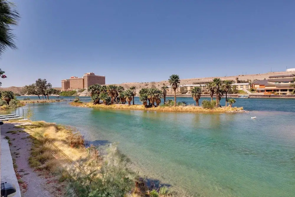 Step-free Bullhead City Condo w/ Balcony!
