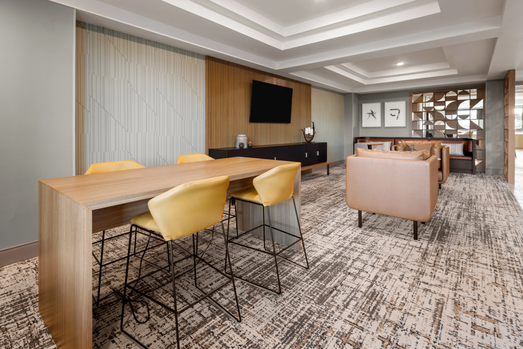 Holiday Inn & Suites Columbia NE - Ft Jackson Area by IHG