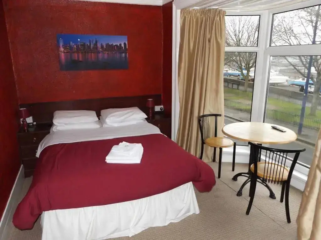 The Mumbles Carlton Hotel
