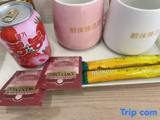 Weilai Premium Selected Hotel (Yanji Yanbian University Internet-famous Wall Xishichang)