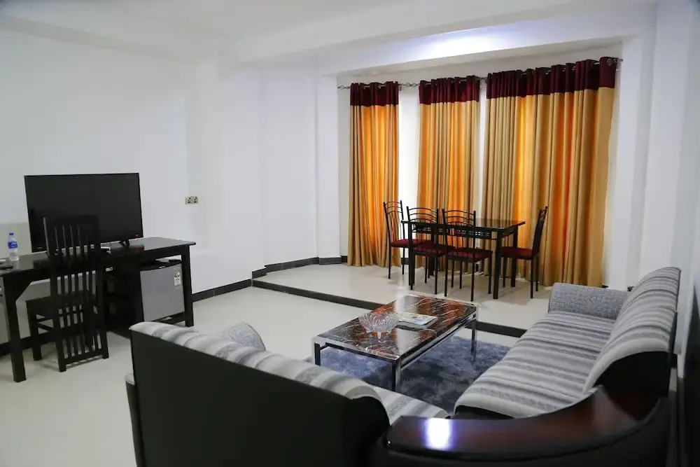 Ananthi HOTELS