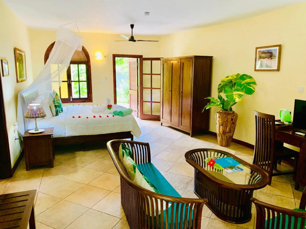 Castello Beach Hotel